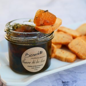 sablés comté moutarde et confiture pomme ail des ours - super beescuits