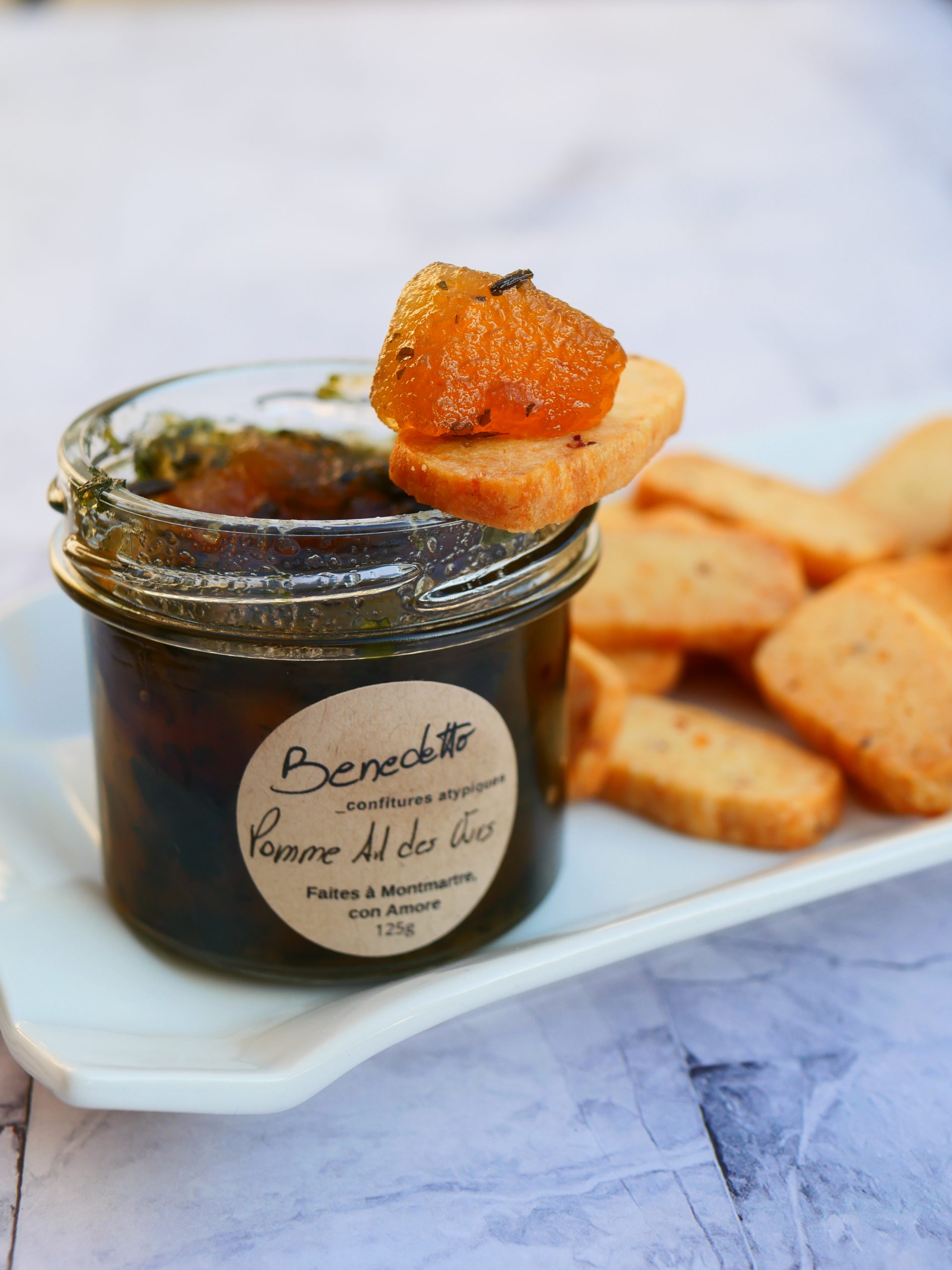 P1097836 sablés comté moutarde et confiture pomme ail des ours - super beescuits