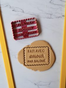 emporte-pièce fait avec amour - super beescuits