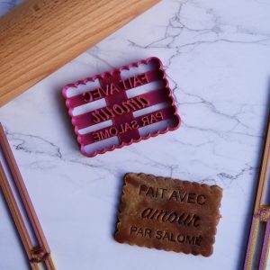 Emporte pièce fait avec amour - Super Beescuits