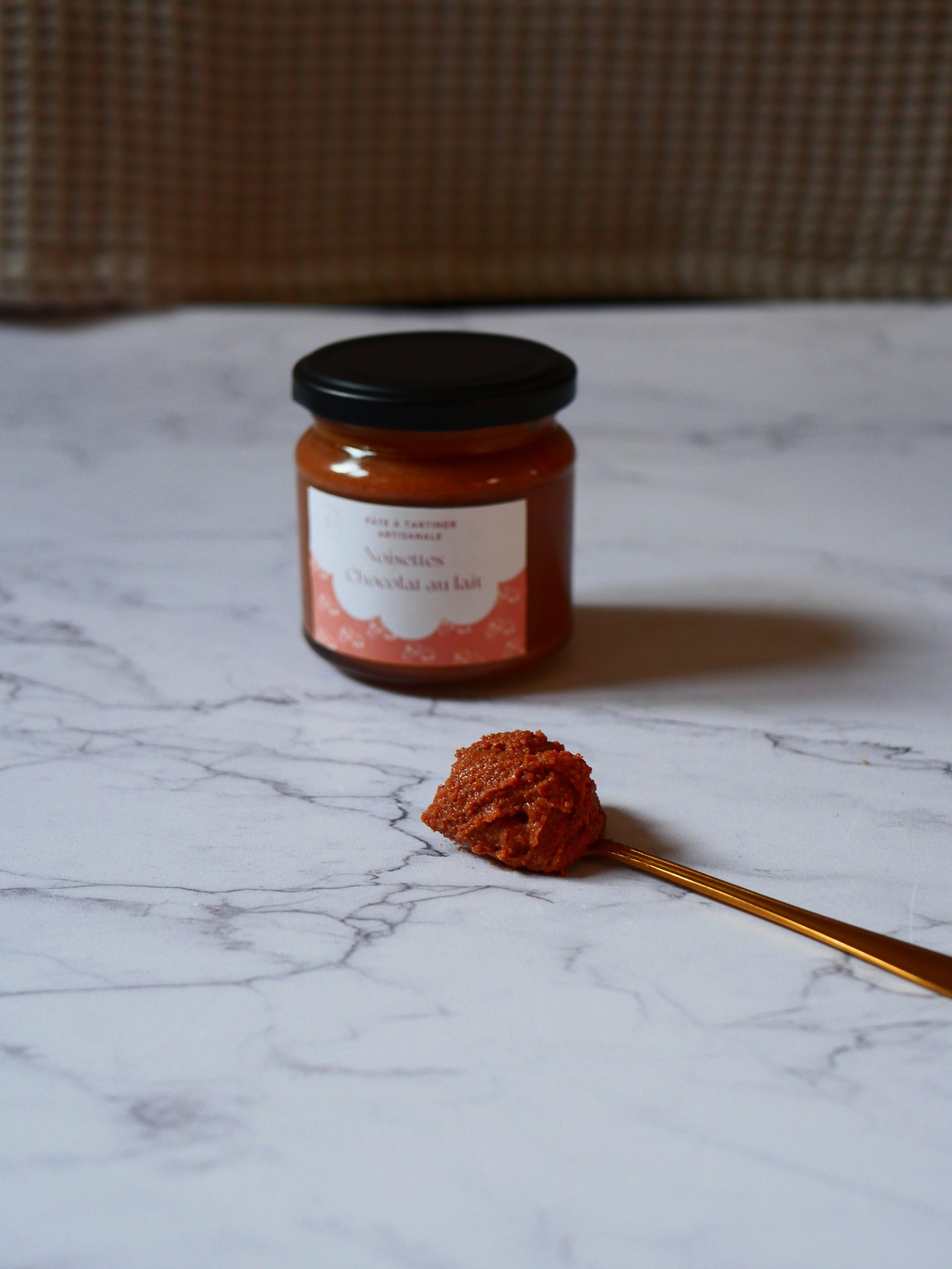 pate-a-tartiner-noisettes- Pâte à tartiner noisettes chocolat au lait - super beescuits